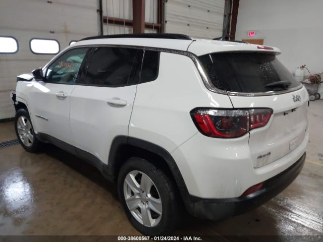 Photo 2 VIN: 3C4NJDBBXNT124103 - JEEP COMPASS 