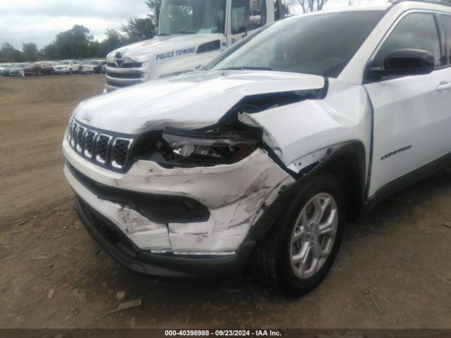 Photo 5 VIN: 3C4NJDBN1RT113877 - JEEP COMPASS 