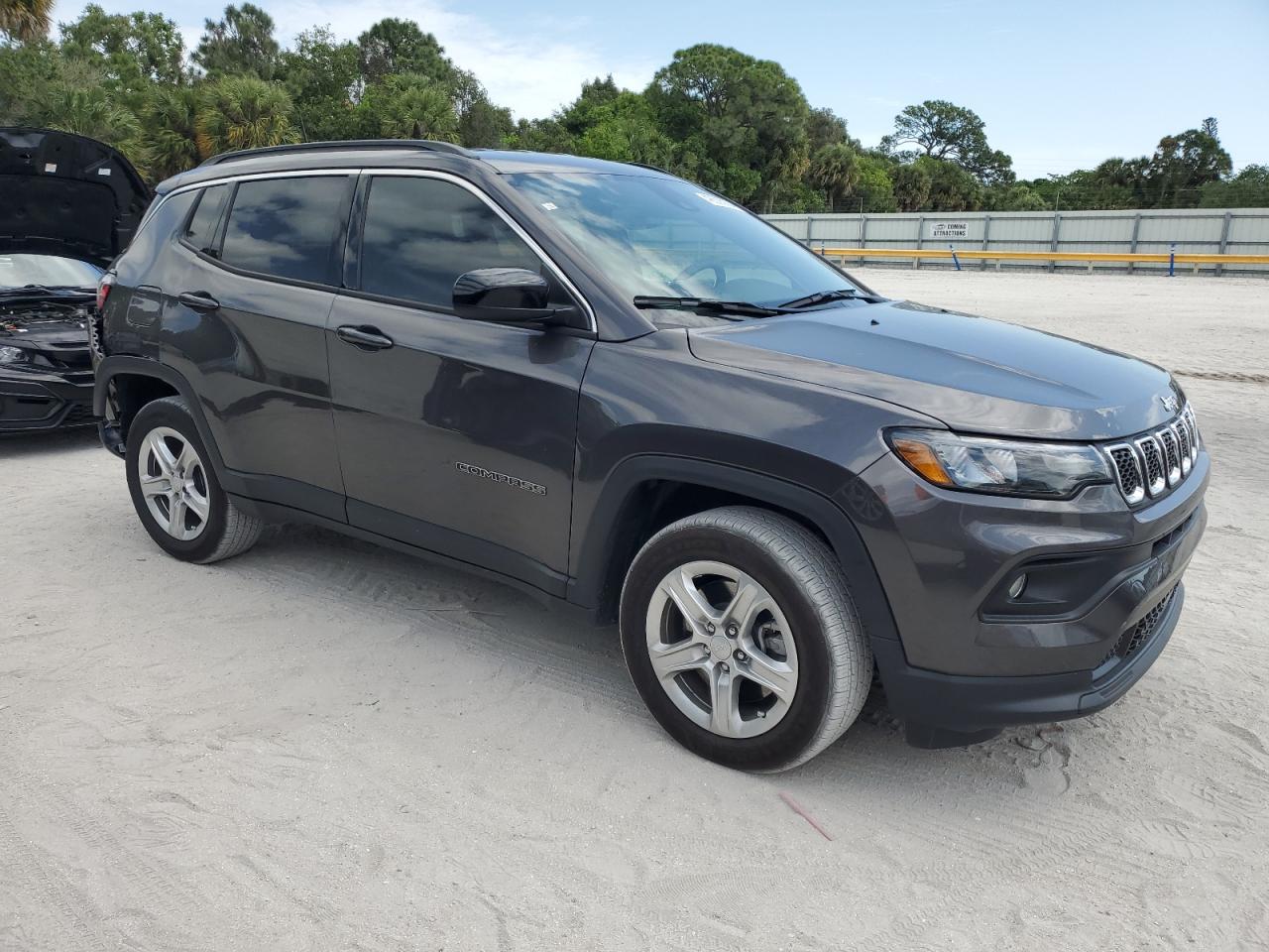 Photo 3 VIN: 3C4NJDBN2RT584128 - JEEP COMPASS 