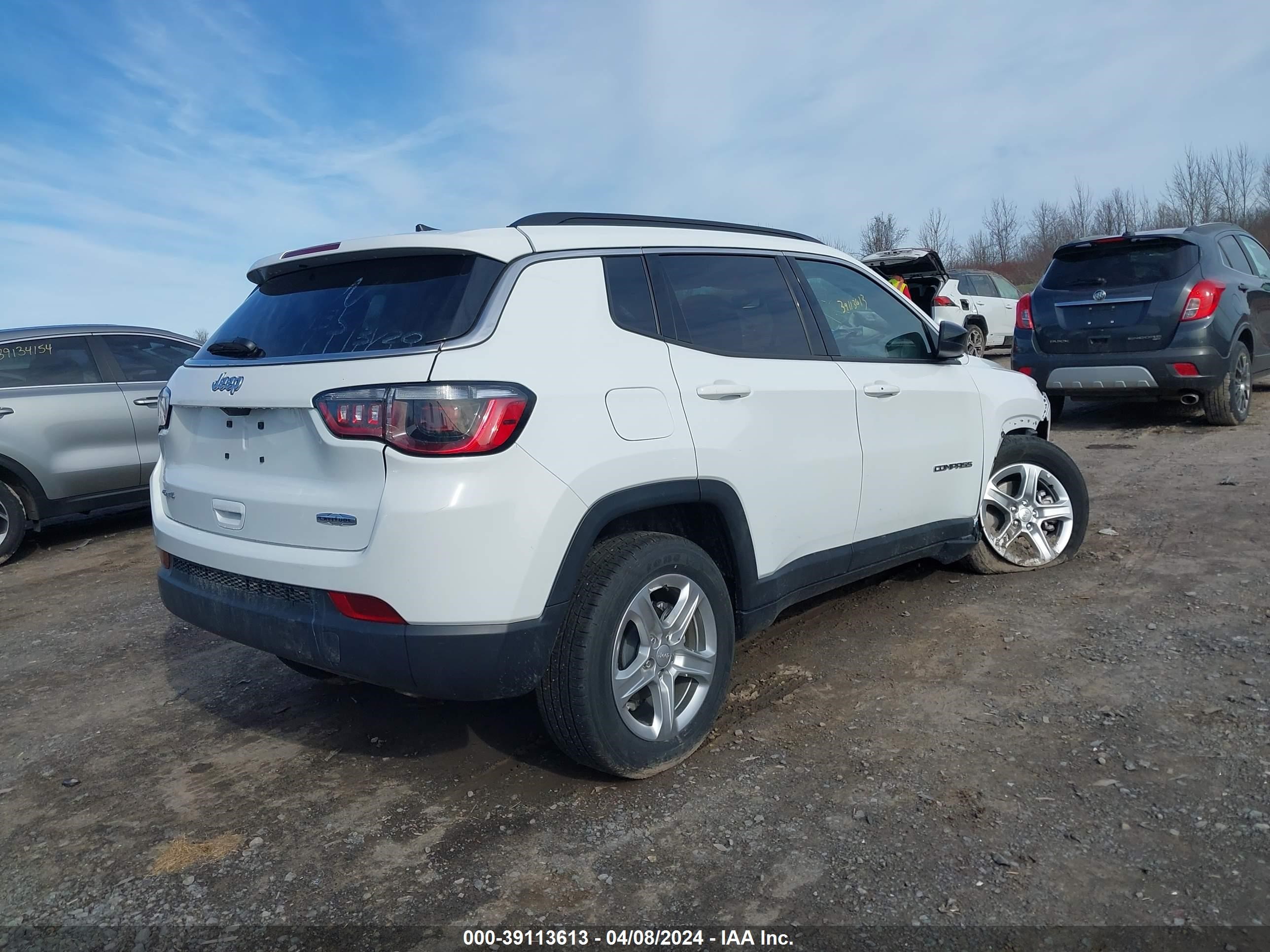 Photo 3 VIN: 3C4NJDBN2RT599115 - JEEP COMPASS 