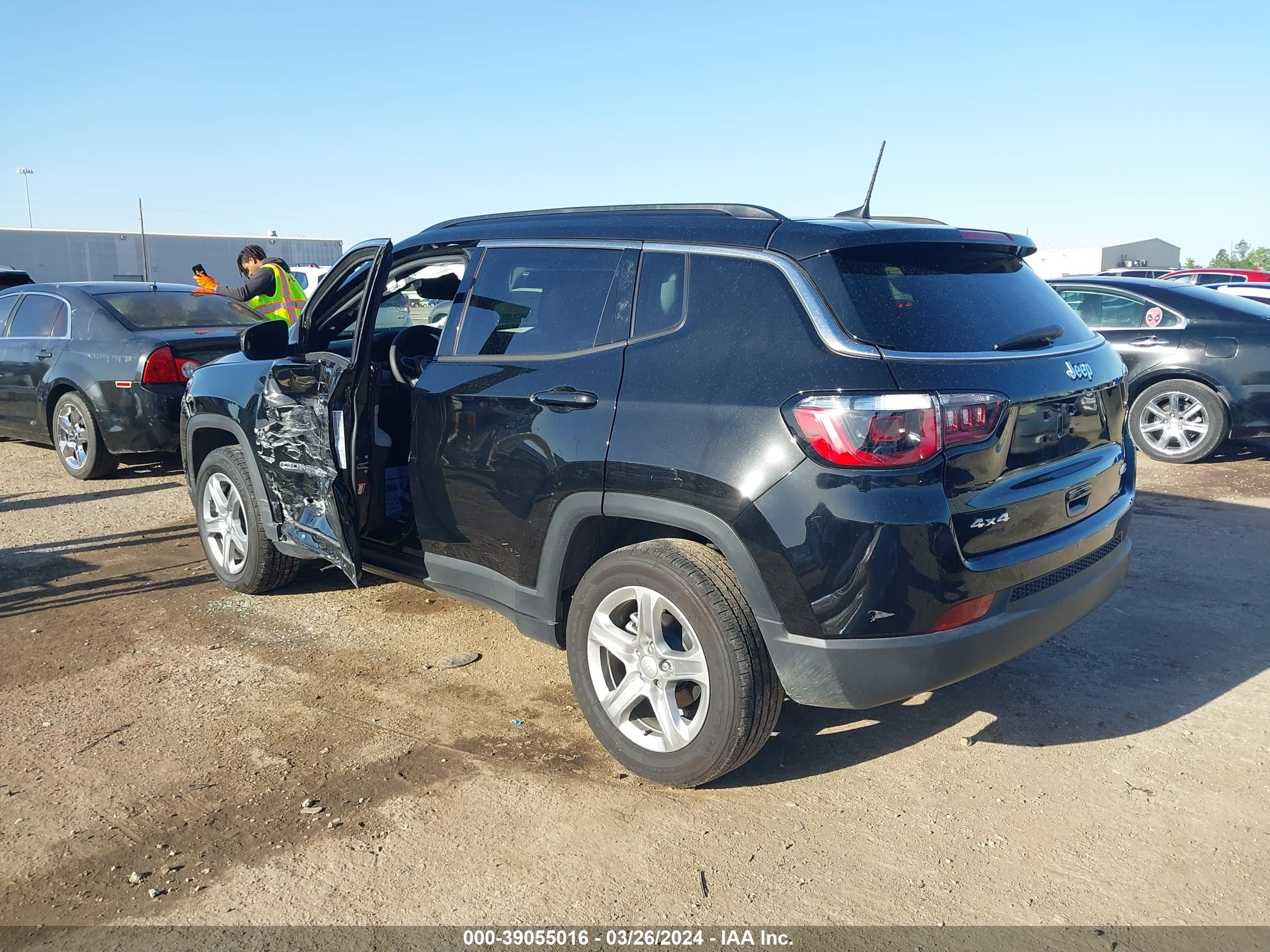 Photo 2 VIN: 3C4NJDBN3PT517826 - JEEP COMPASS 