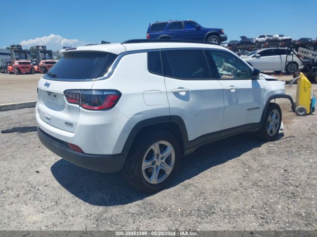 Photo 3 VIN: 3C4NJDBN3RT579858 - JEEP COMPASS 