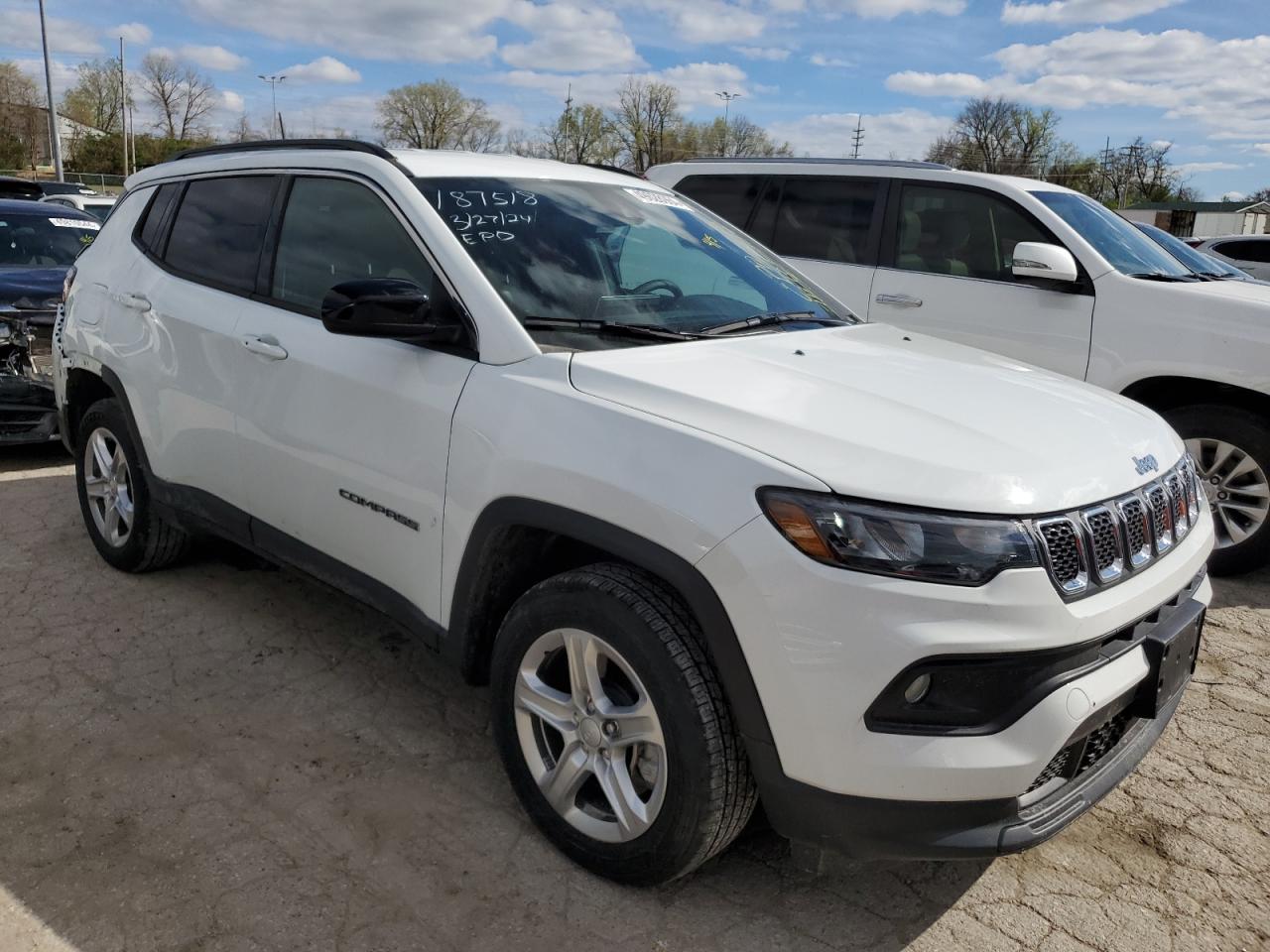 Photo 3 VIN: 3C4NJDBN4PT522999 - JEEP COMPASS 