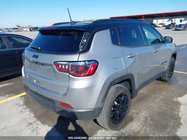 Photo 3 VIN: 3C4NJDBN4PT529869 - JEEP COMPASS 