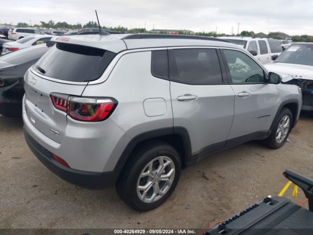 Photo 3 VIN: 3C4NJDBN6RT114619 - JEEP COMPASS 