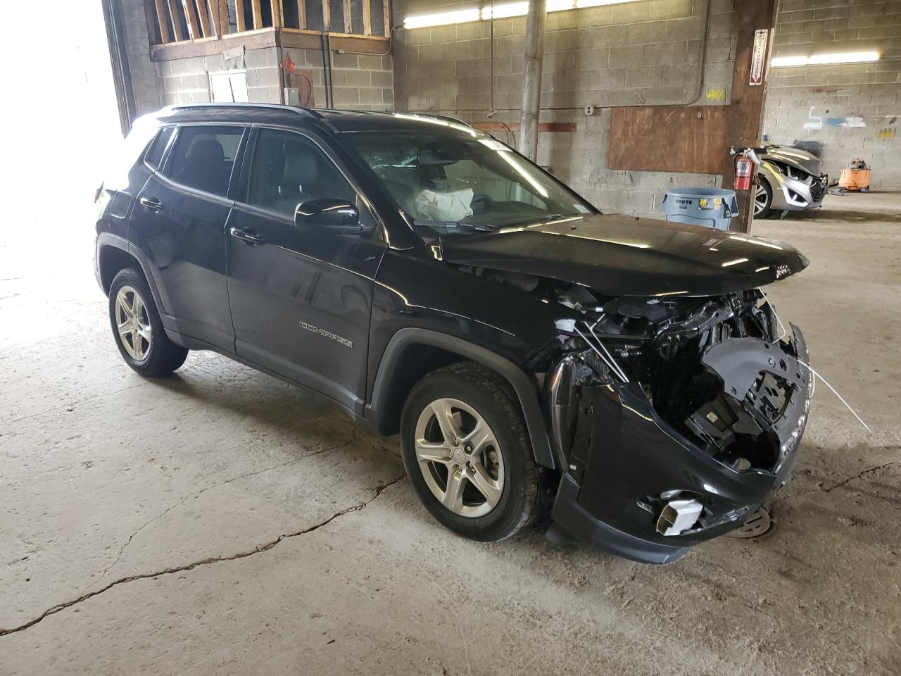 Photo 3 VIN: 3C4NJDBN7PT546102 - JEEP COMPASS 