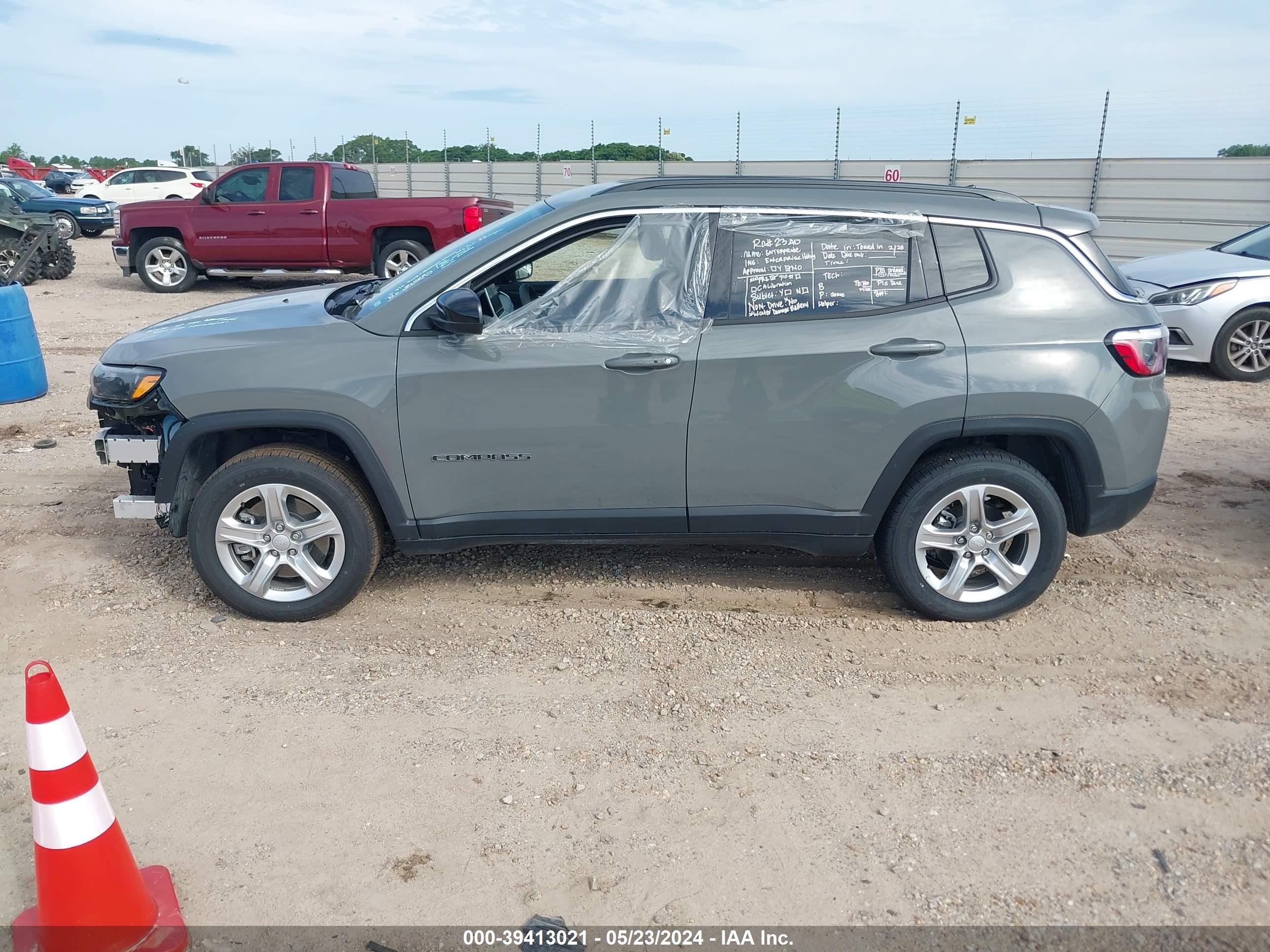 Photo 13 VIN: 3C4NJDBN7RT596243 - JEEP COMPASS 