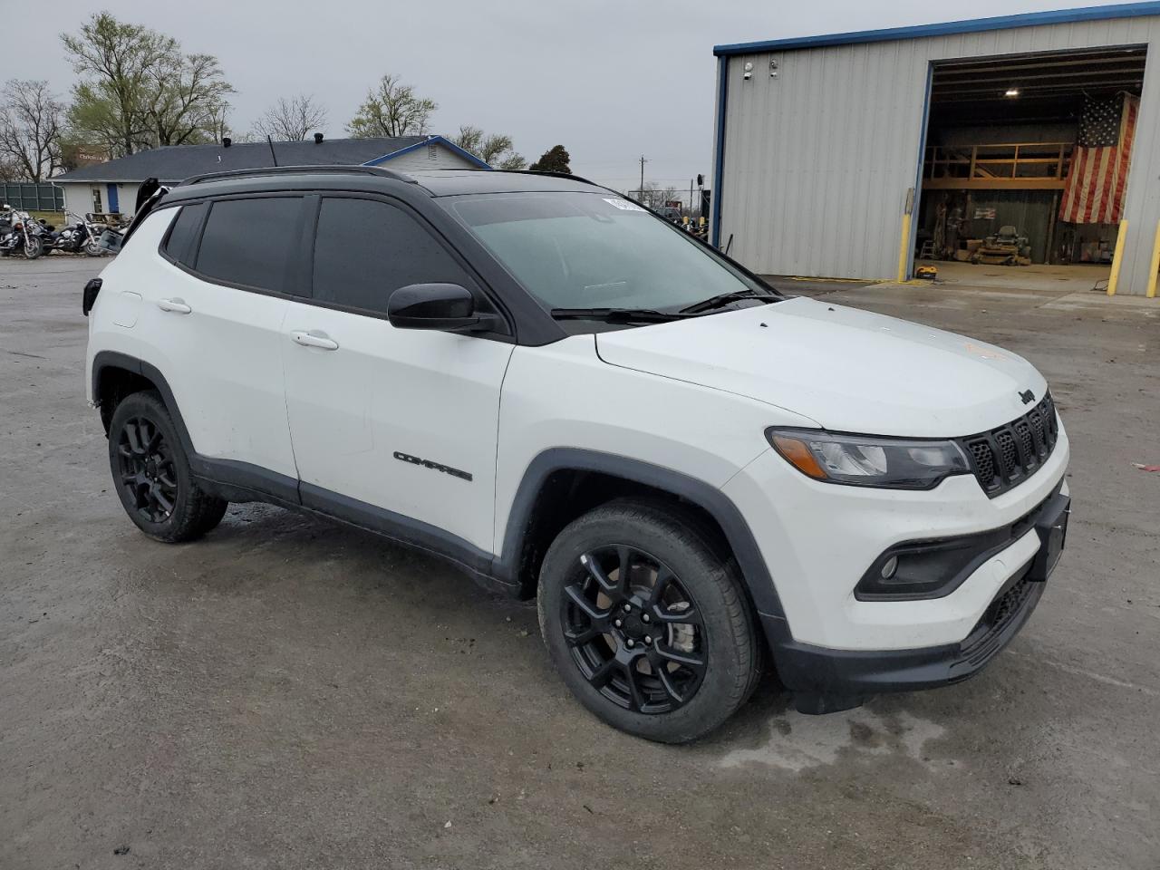 Photo 3 VIN: 3C4NJDBN8PT548201 - JEEP COMPASS 