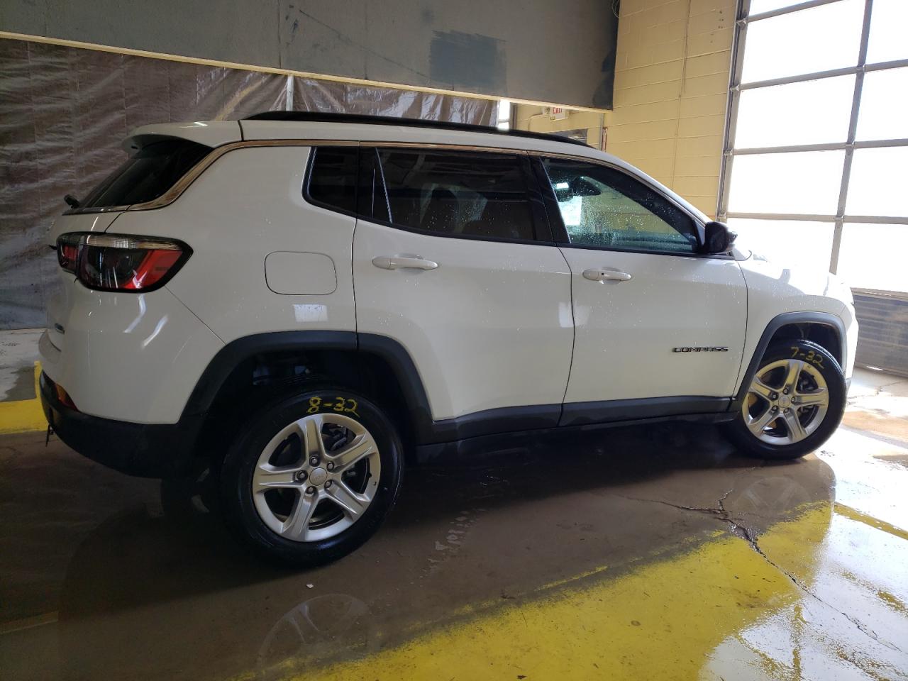 Photo 2 VIN: 3C4NJDBN8PT561451 - JEEP COMPASS 