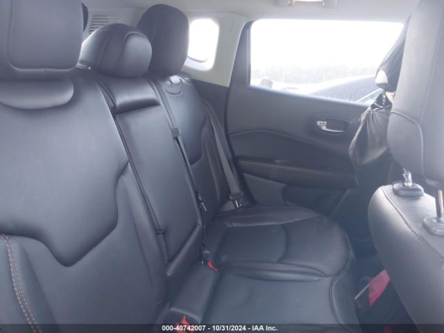 Photo 7 VIN: 3C4NJDCB0LT223752 - JEEP COMPASS 