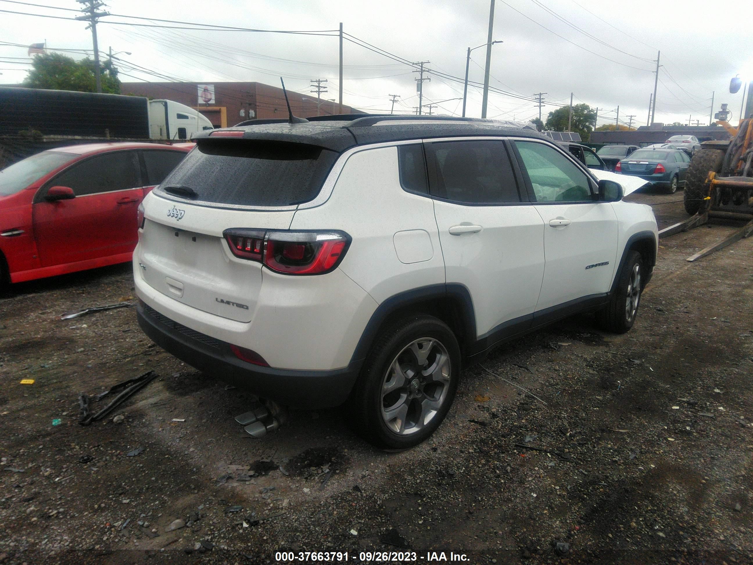 Photo 3 VIN: 3C4NJDCB0LT238736 - JEEP COMPASS 