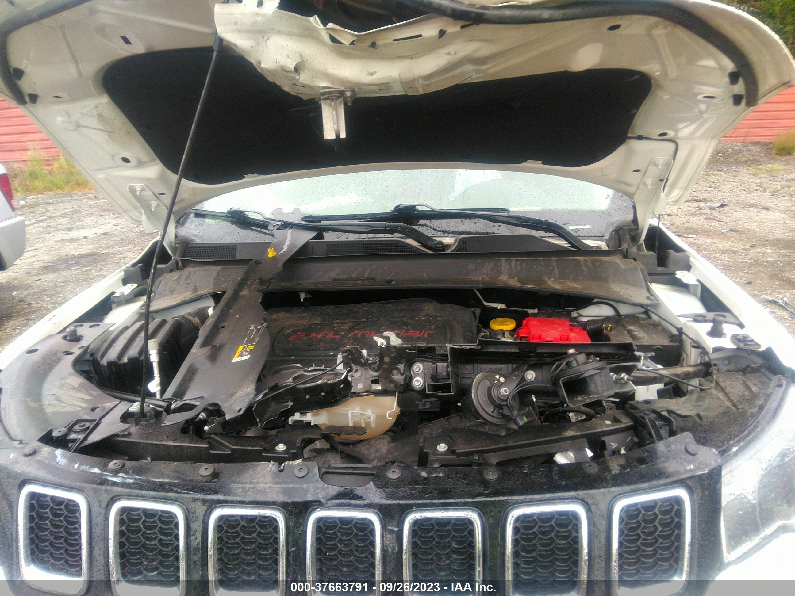 Photo 9 VIN: 3C4NJDCB0LT238736 - JEEP COMPASS 