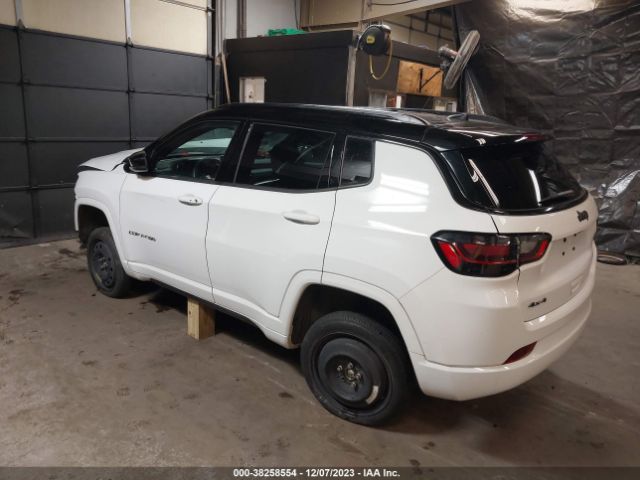 Photo 2 VIN: 3C4NJDCB0NT211460 - JEEP COMPASS 