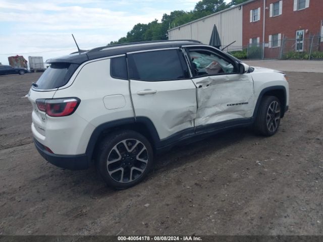 Photo 3 VIN: 3C4NJDCB1JT336896 - JEEP COMPASS 