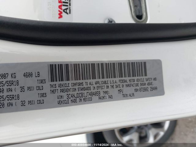 Photo 8 VIN: 3C4NJDCB1JT484059 - JEEP COMPASS 