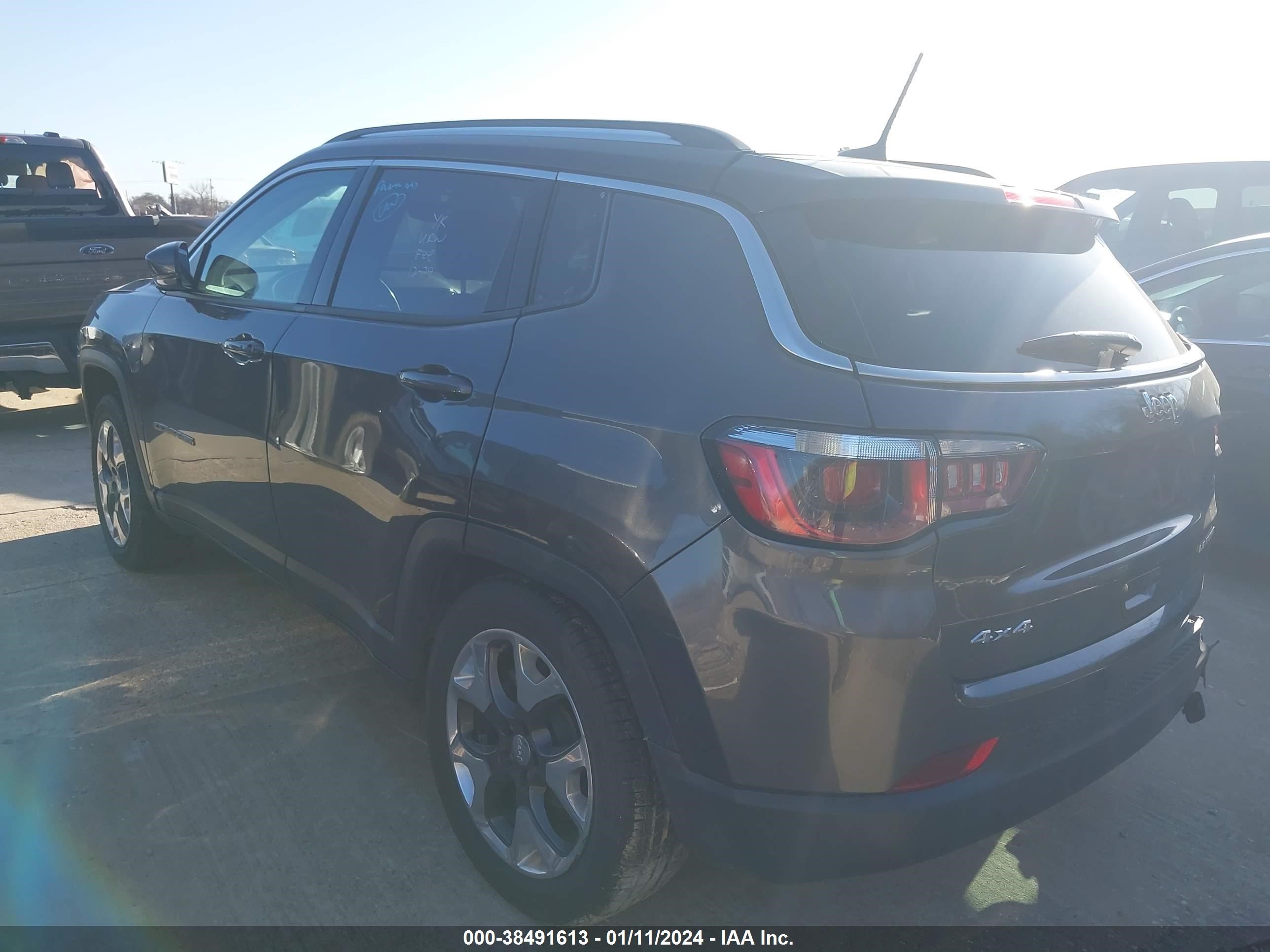 Photo 2 VIN: 3C4NJDCB1KT678706 - JEEP COMPASS 