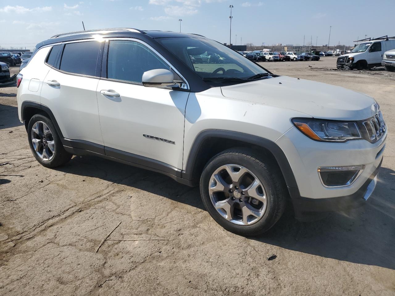 Photo 3 VIN: 3C4NJDCB1LT196593 - JEEP COMPASS 