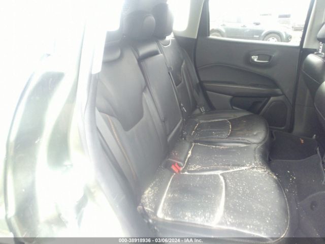 Photo 7 VIN: 3C4NJDCB1LT223386 - JEEP COMPASS 