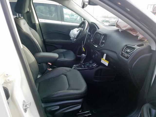 Photo 4 VIN: 3C4NJDCB2JT256698 - JEEP COMPASS 