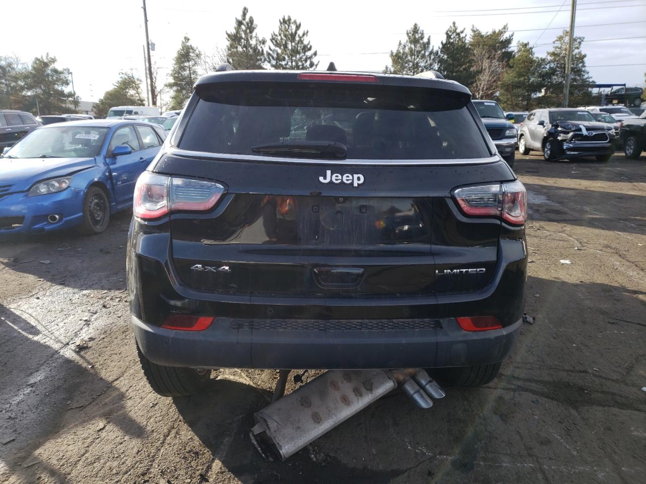 Photo 5 VIN: 3C4NJDCB2JT308119 - JEEP COMPASS 