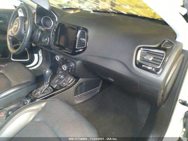 Photo 4 VIN: 3C4NJDCB2JT372936 - JEEP COMPASS 