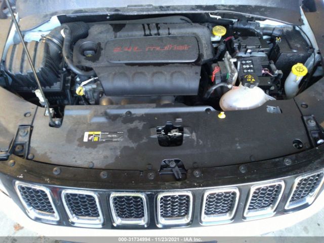 Photo 9 VIN: 3C4NJDCB2JT372936 - JEEP COMPASS 