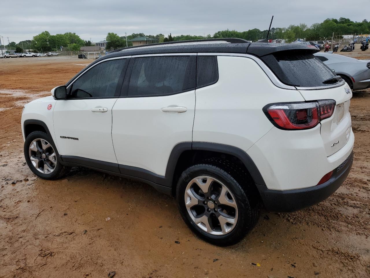 Photo 1 VIN: 3C4NJDCB2JT481106 - JEEP COMPASS 