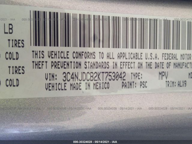 Photo 8 VIN: 3C4NJDCB2KT753042 - JEEP COMPASS 