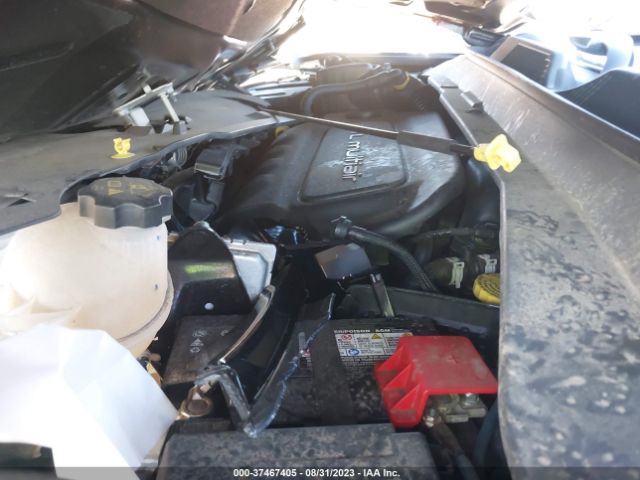 Photo 9 VIN: 3C4NJDCB2NT160298 - JEEP COMPASS 