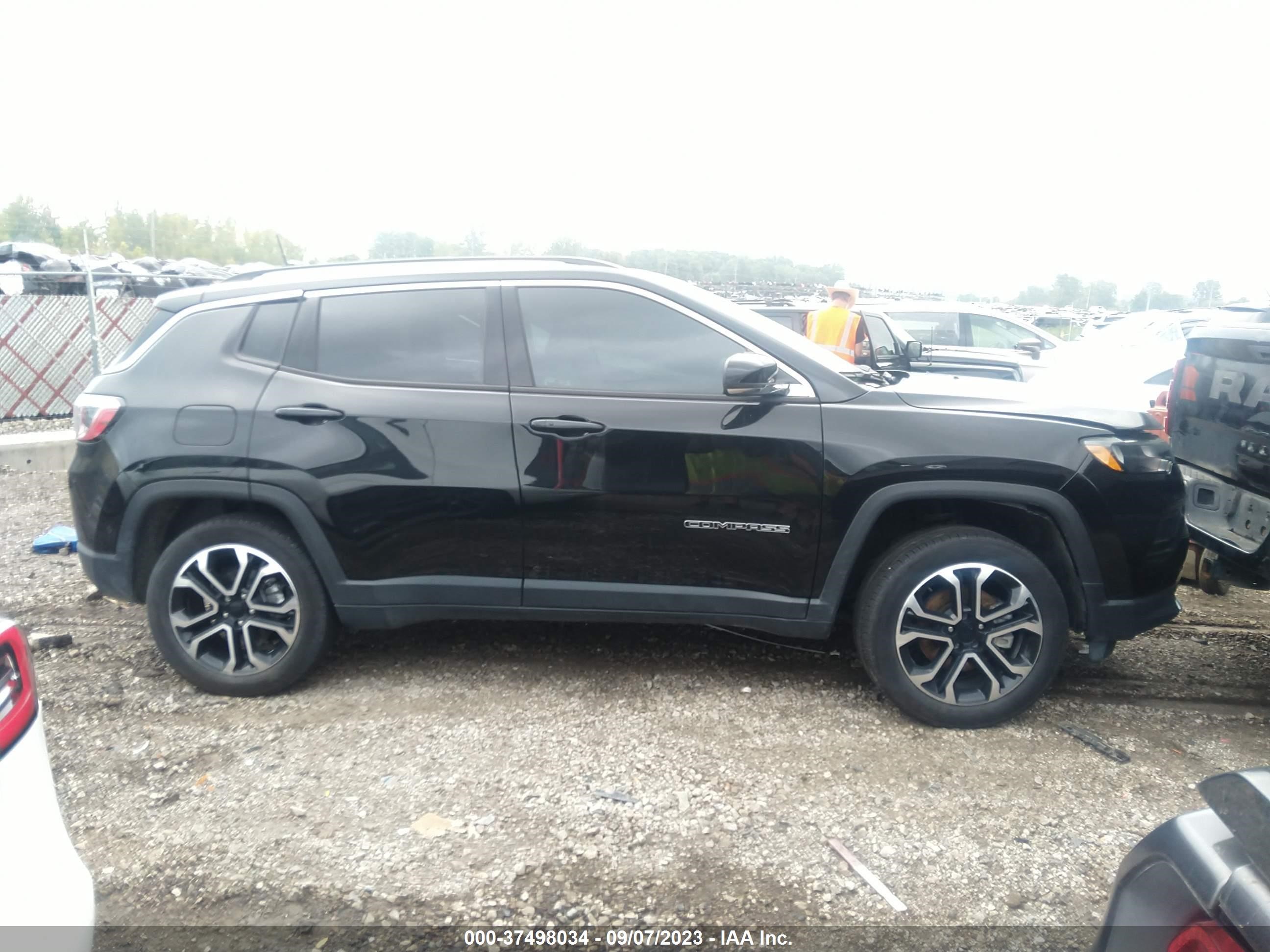 Photo 13 VIN: 3C4NJDCB2NT161709 - JEEP COMPASS 