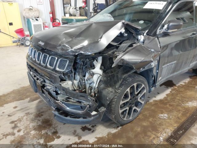 Photo 5 VIN: 3C4NJDCB3JT178240 - JEEP COMPASS 