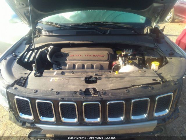 Photo 9 VIN: 3C4NJDCB3JT290519 - JEEP COMPASS 