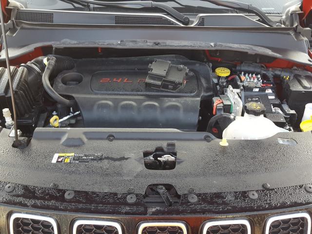 Photo 6 VIN: 3C4NJDCB3JT397098 - JEEP COMPASS LI 