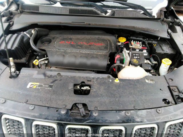 Photo 9 VIN: 3C4NJDCB3JT399711 - JEEP COMPASS 