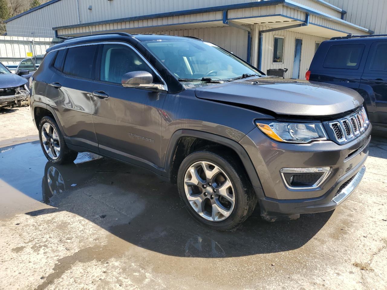 Photo 3 VIN: 3C4NJDCB4HT679583 - JEEP COMPASS 