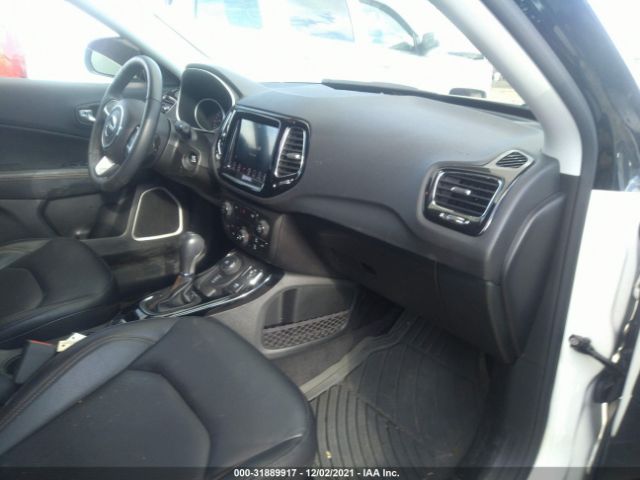 Photo 4 VIN: 3C4NJDCB4JT255875 - JEEP COMPASS 