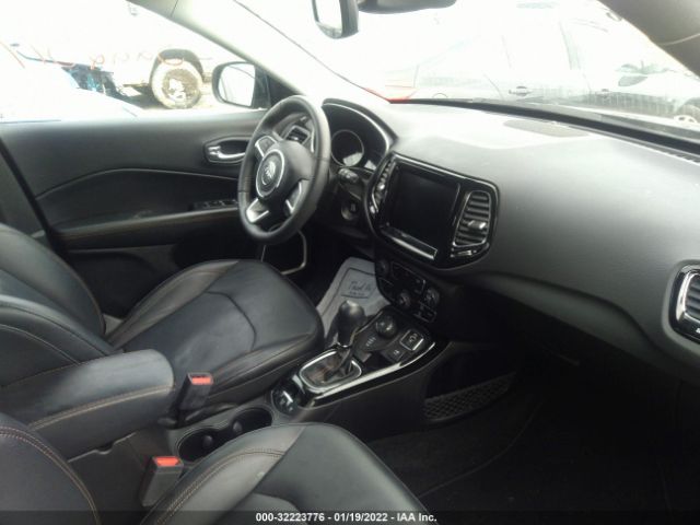 Photo 4 VIN: 3C4NJDCB4KT754497 - JEEP COMPASS 