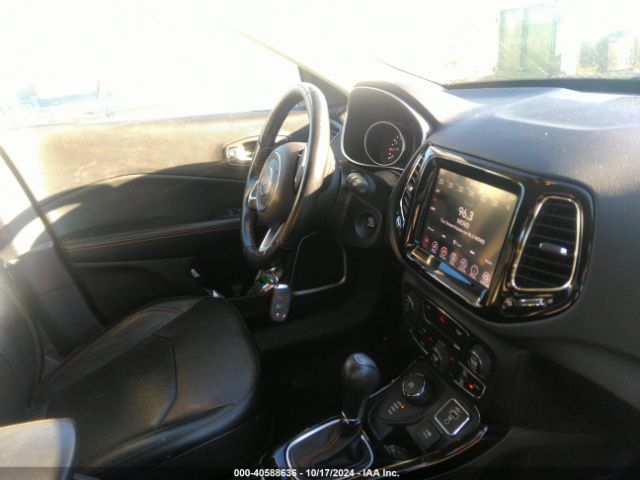 Photo 4 VIN: 3C4NJDCB4LT146237 - JEEP COMPASS 