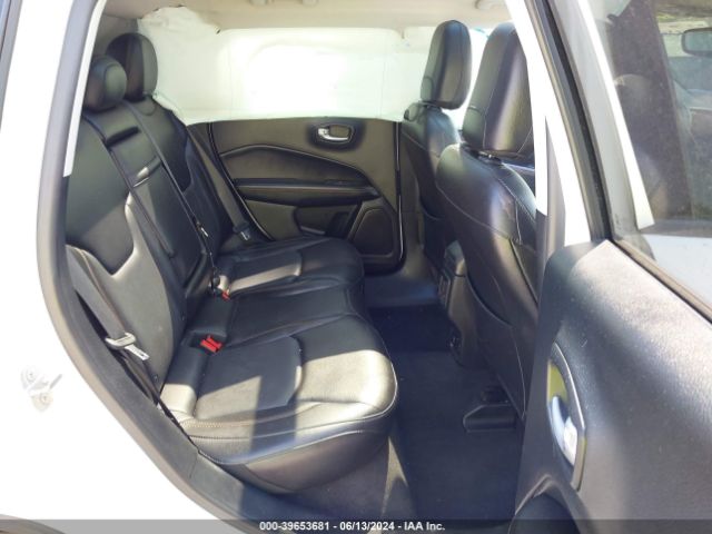 Photo 7 VIN: 3C4NJDCB5JT131355 - JEEP COMPASS 