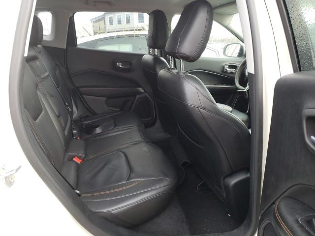 Photo 5 VIN: 3C4NJDCB5JT282230 - JEEP COMPASS LI 