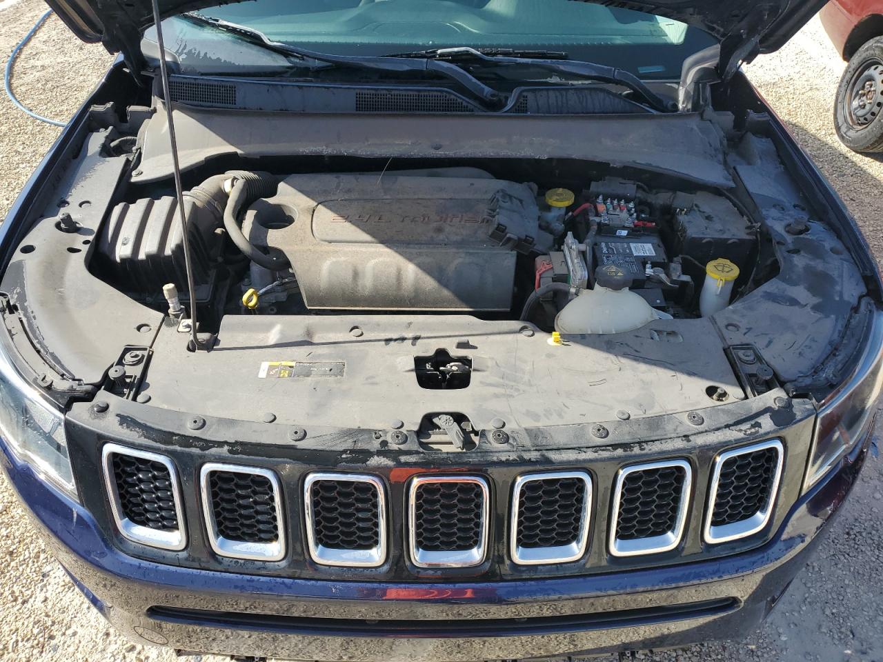 Photo 11 VIN: 3C4NJDCB5JT478846 - JEEP COMPASS 