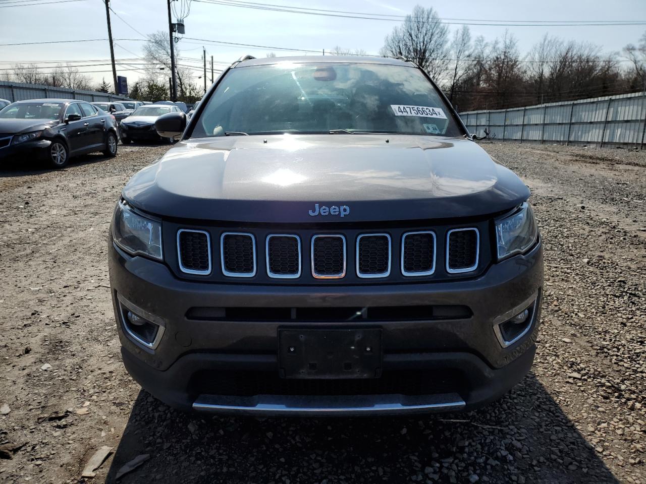 Photo 4 VIN: 3C4NJDCB5KT620212 - JEEP COMPASS 