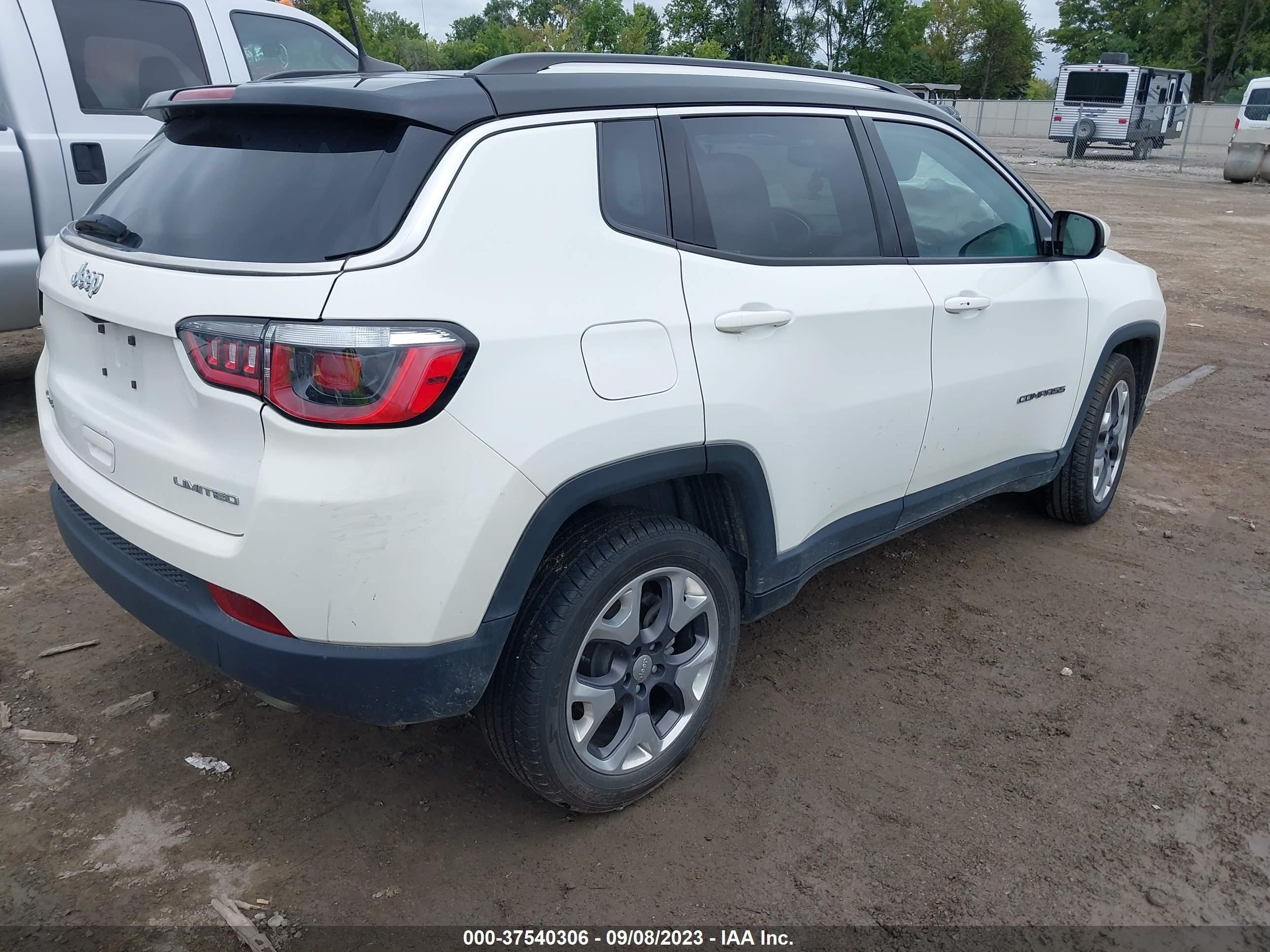 Photo 3 VIN: 3C4NJDCB5LT135375 - JEEP COMPASS 