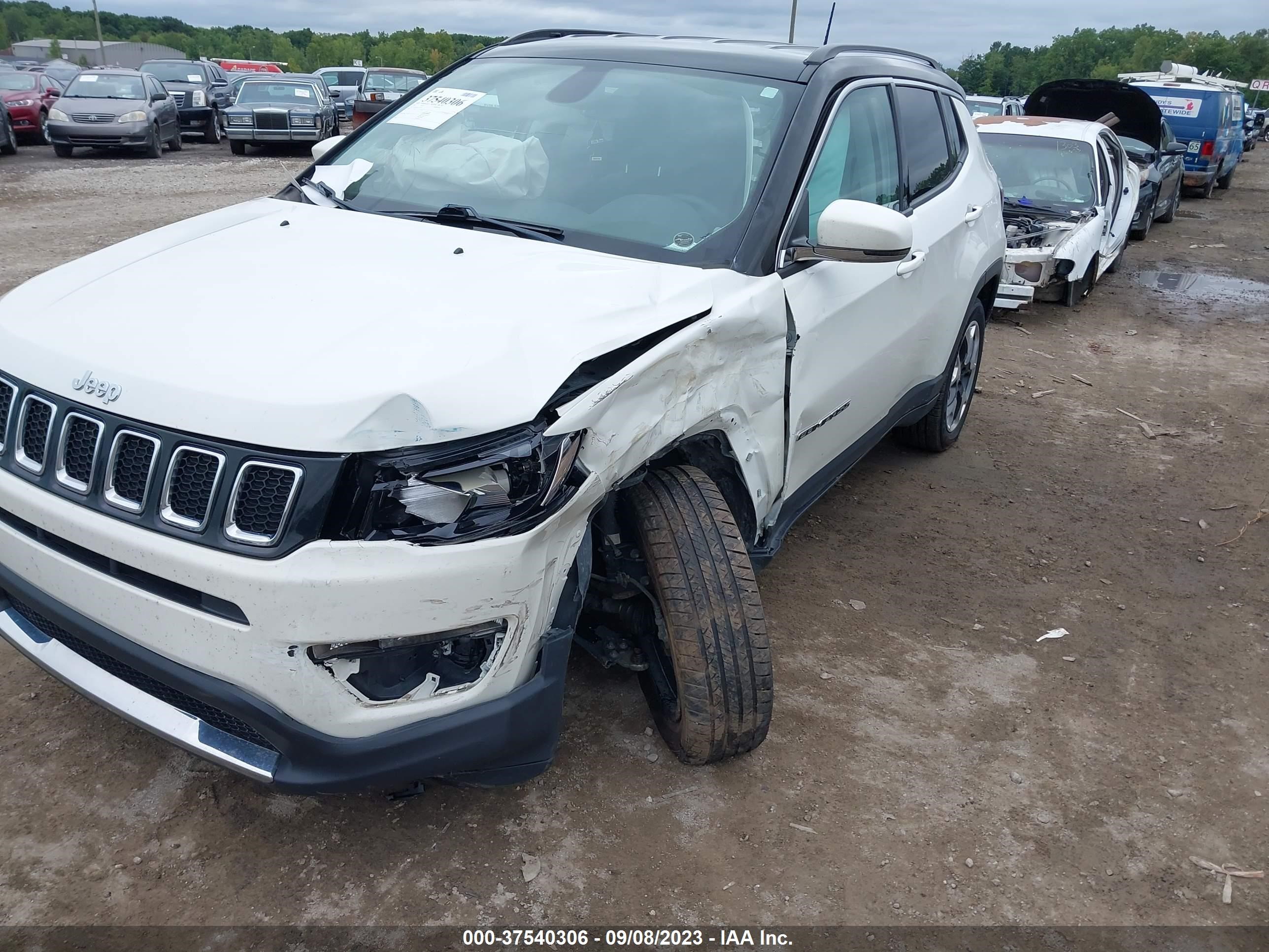 Photo 5 VIN: 3C4NJDCB5LT135375 - JEEP COMPASS 