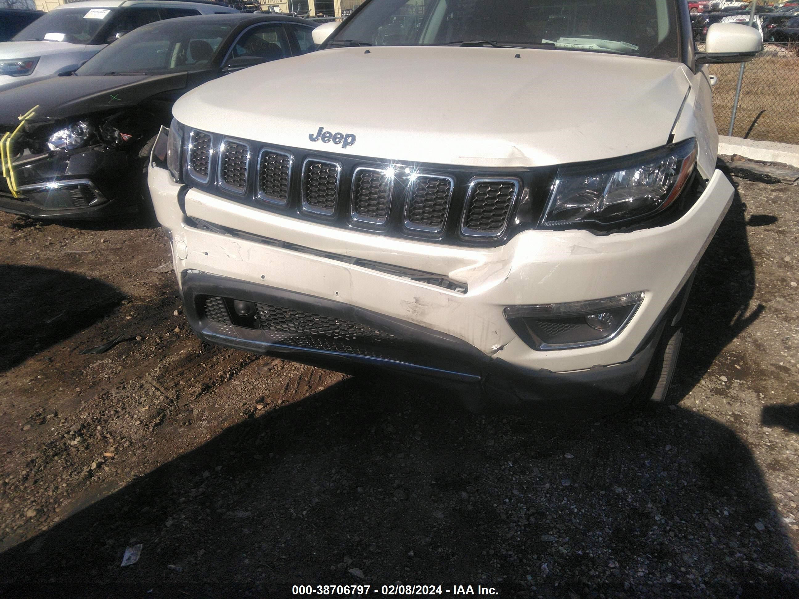 Photo 5 VIN: 3C4NJDCB5MT583276 - JEEP COMPASS 