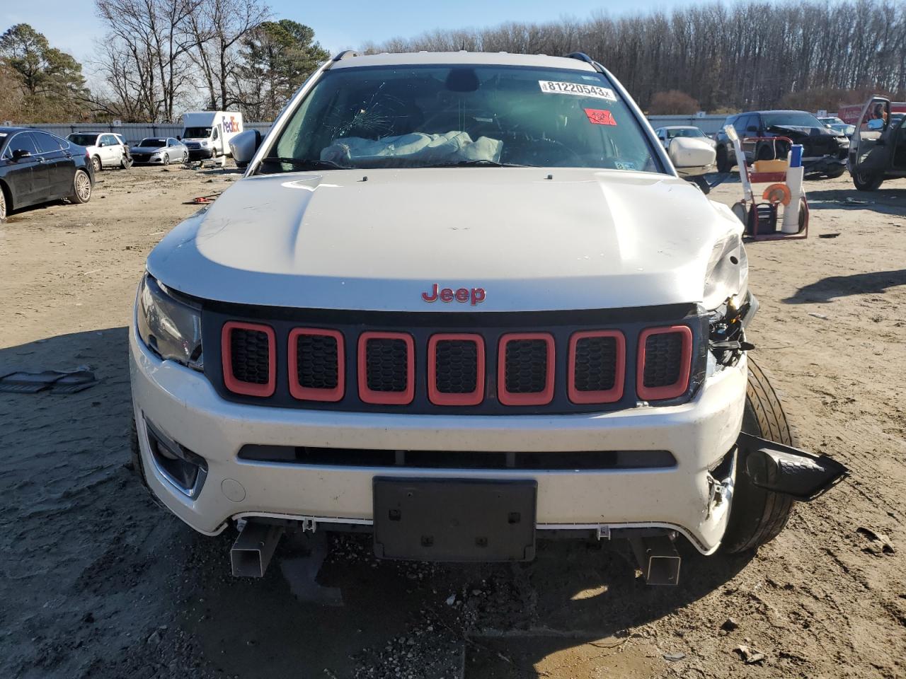 Photo 4 VIN: 3C4NJDCB6HT611060 - JEEP COMPASS 