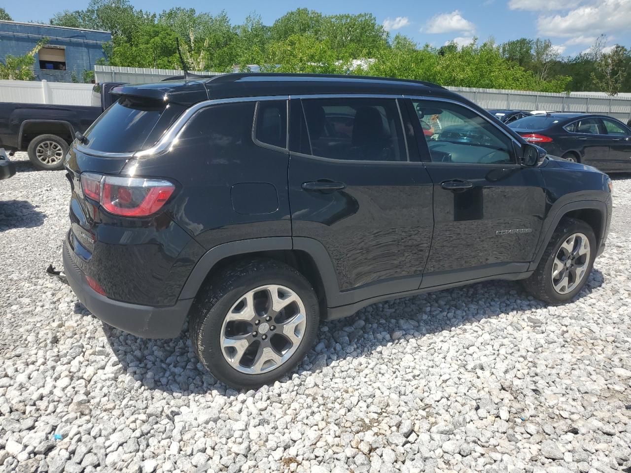 Photo 2 VIN: 3C4NJDCB6JT232095 - JEEP COMPASS 