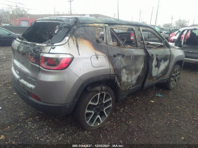 Photo 3 VIN: 3C4NJDCB6JT470643 - JEEP COMPASS 