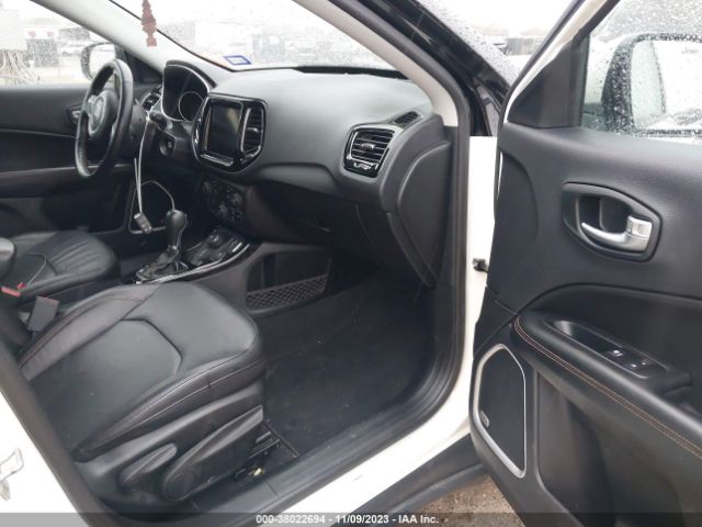 Photo 4 VIN: 3C4NJDCB6MT579494 - JEEP COMPASS 