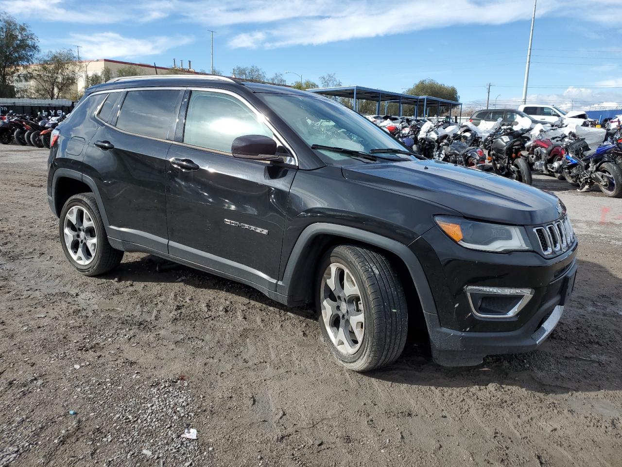 Photo 3 VIN: 3C4NJDCB7JT341388 - JEEP COMPASS 